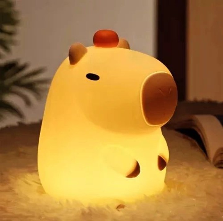 Lámpara capybara adorable