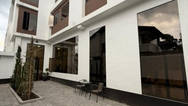 100b47ce-9287-4ef8-952e-6a3699e59da1-1-2