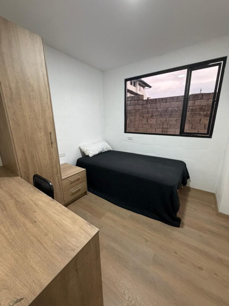 bf26e0f5-721b-475c-9330-9a209da2a75b