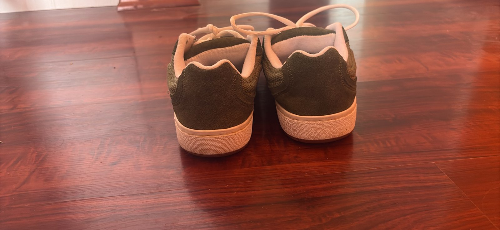 84478A69-661E-43F1-A2B2-2CE24996114F